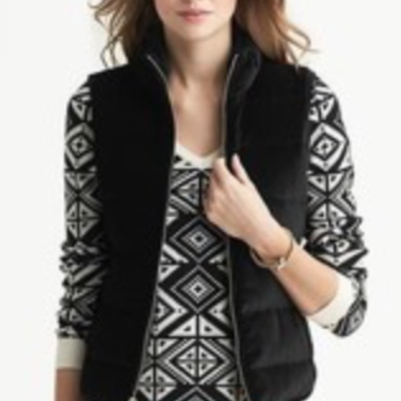 Velvet Black Puffer Vest - Picture 2 of 5